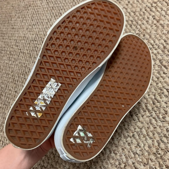 Vans - Picture 4 of 4